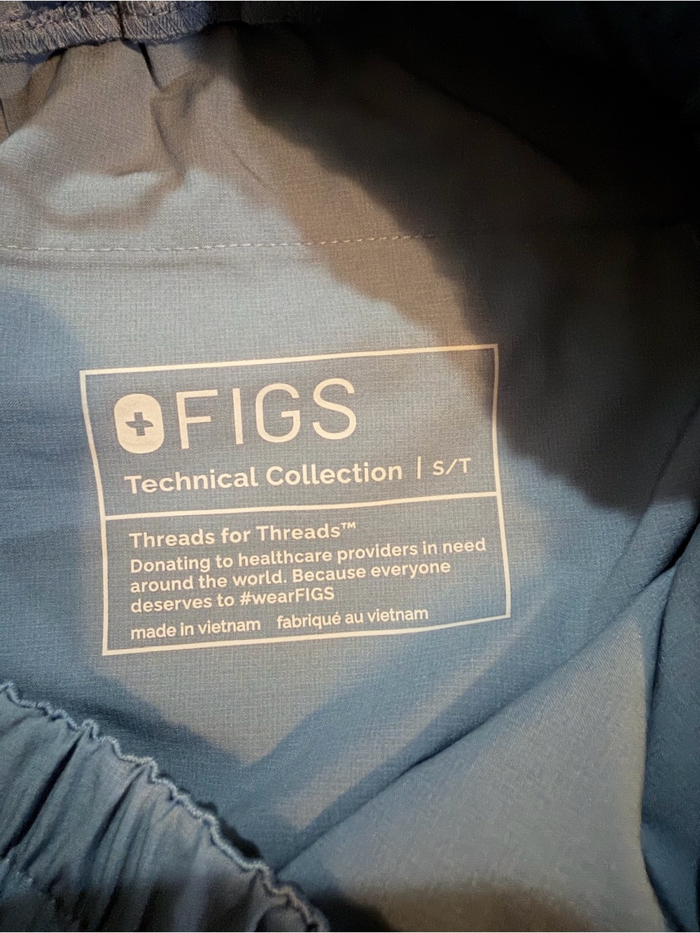 FIGS FIONLITE Scrub Pants in Capri Light Blue - Picture 2 of 5